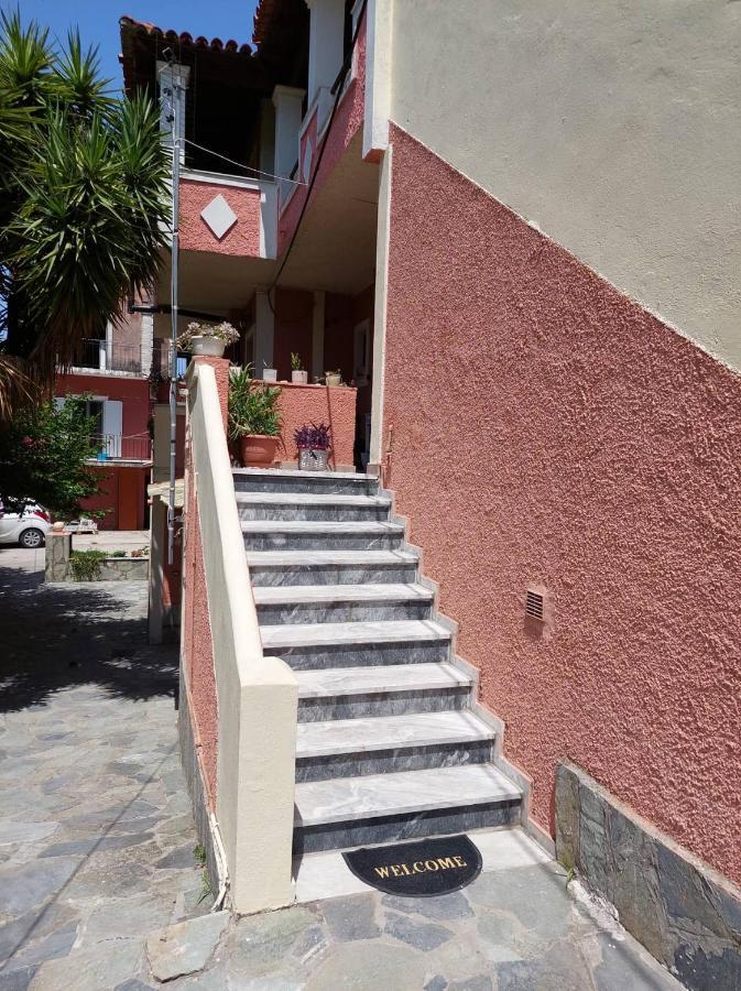 Eugenia Apartment 2 Perama  Zewnętrze zdjęcie